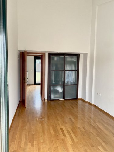 Εντοιχισμένη ντουλάπα τρίτου δωματίου