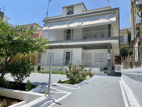 προς πώληση διαμέρισμα 77.000,00€ ΠΟΛΙΧΝΗ (κωδ. Α-2777)