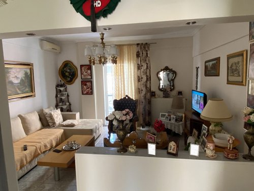 προς πώληση διαμέρισμα 125.000,00€ ΠΟΛΙΧΝΗ (κωδ. Α-2829)